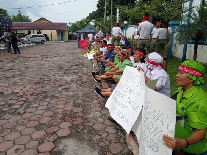 bea_cukai_siantar_beberkan_aturan_tindak_pidana_pelaku_peredaran_rokok_ilegal
