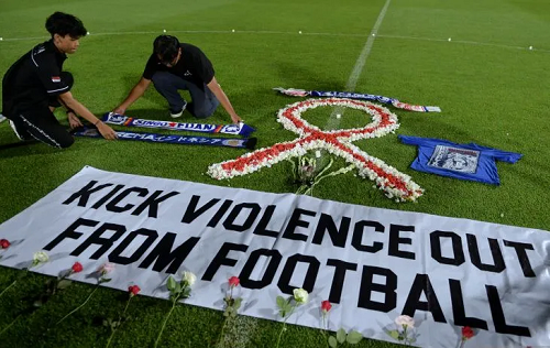 bebas_sanksi_fifa_pssi_dan_polri_diminta_rumuskan_standar_keamanan_pertandingan_bola