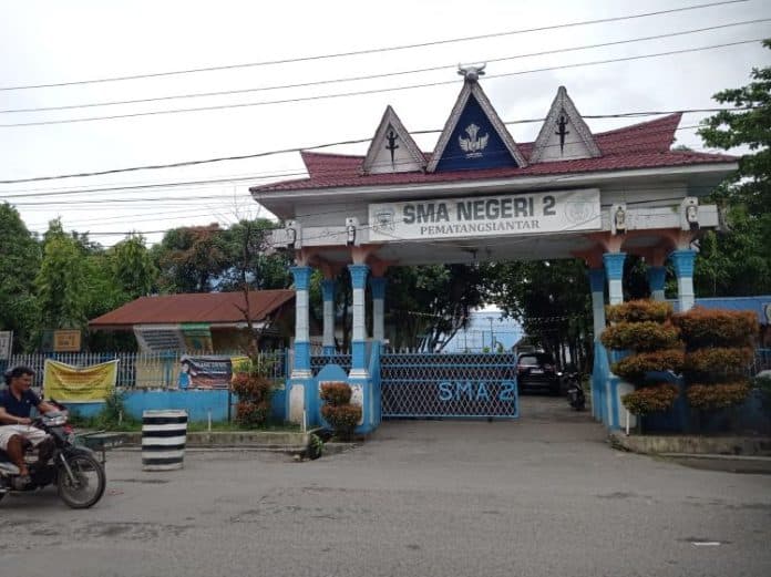 beberapa_pelajar_sma_negeri_di_siantar_dikeluarkan_dari_sekolah