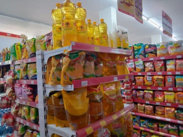 beli_beras_dan_minyak_tidak_ada_batasan_di_medan