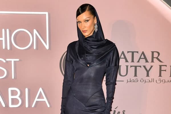bella_hadid_kirim_surat_terbuka_untuk_joe_biden_terkait_palestina