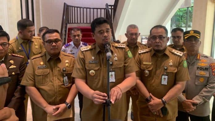 belum_bayar_tenggat_26_juli_2024_mall_center_point_medan_dibongkar