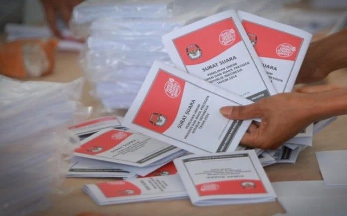 belum_terima_c6_pemilih_bisa_bawa_e_ktp_ke_tps