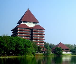 bem_ui_kembali_tantang_debat_3_capres_undangan_ganjar_diberikan_langsung