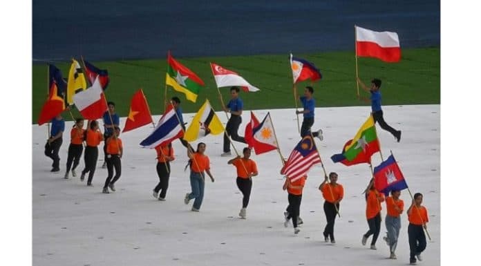 bendera_indonesia_ditampilkan_terbalik_di_sea_games_pm_kamboja_minta_maaf