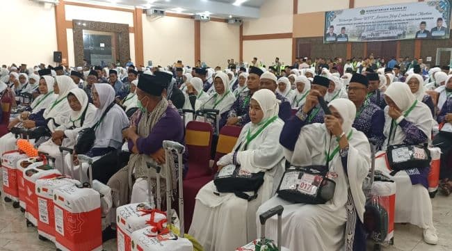 berangkat_jemaah_calon_haji_kloter_8_diingatkan_saling_bantu_di_tanah_suci