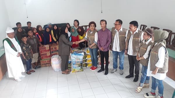 berbuat_bagi_sesama_smc_bhakti_sosial_ke_panti_asuhan
