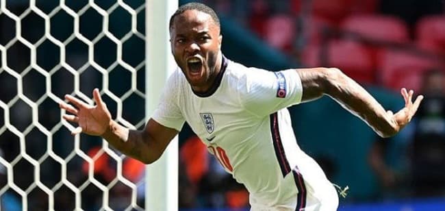 berburu_top_skor_raheem_sterling_membayangi_ronaldo_dan_lukaku