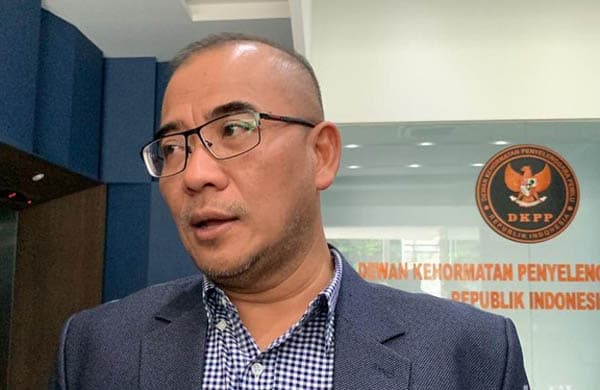 berkas_dugaan_asusila_ketua_kpu_hasyim_asyari_masih_didalami_dkpp
