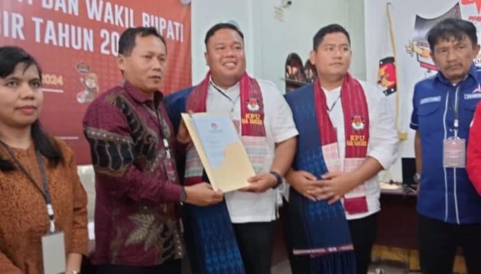 berkas_pasangan_freddy_paulus_situmorang_andreas_simbolon_lengkap