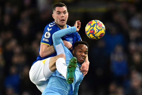berlabuh_di_chelsea_raheem_sterling_diikat_kontrak_5_tahun