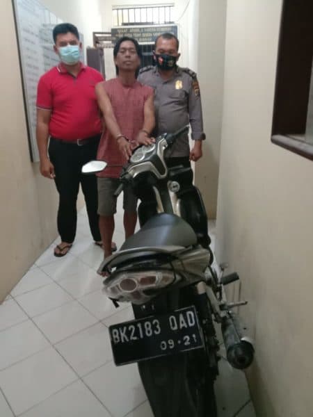 bersembunyi_di_semak_semak_pria_asal_simalungun_ini_diciduk_polisi
