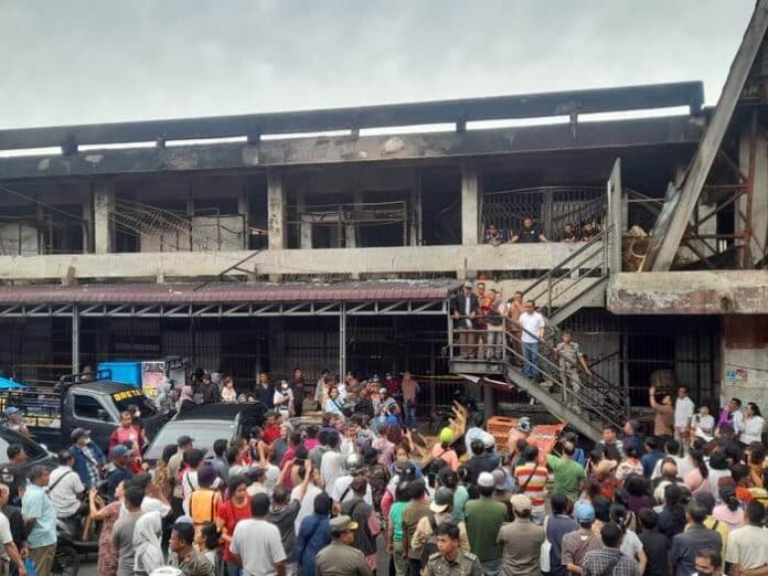 bertahap_pemko_siantar_mulai_salurkan_bantuan_ke_pedagang_pasar_horas