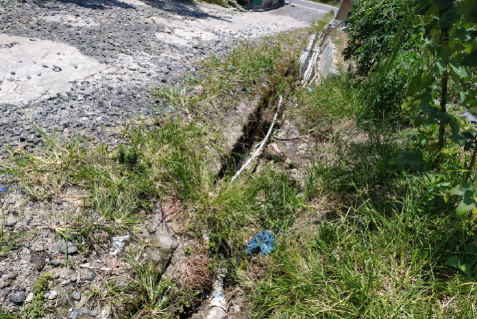 bertahun_jalan_rusak_warga_jalan_sanggup_ketaren_siantar_mengeluh