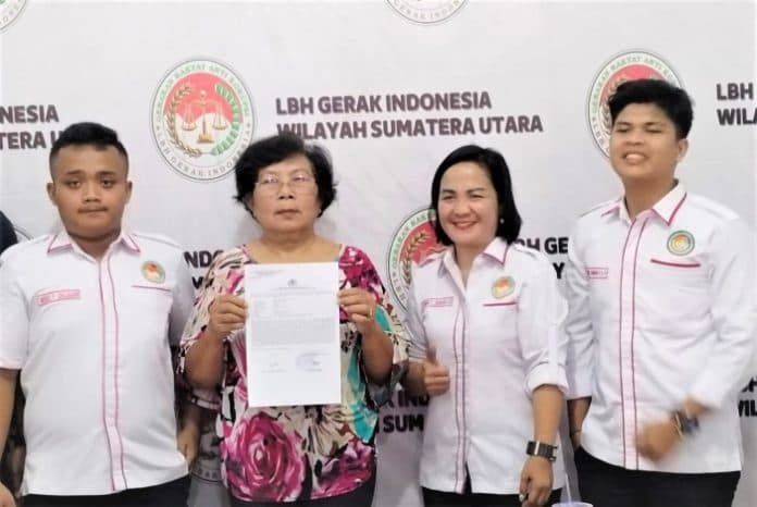berti_manurung_laporkan_istri_kasi_kejari_ke_polres_simalungun_gegara_ditipu_rp_120_juta