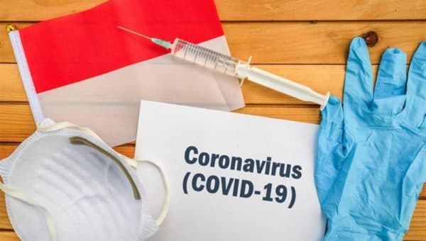 berwisata_ke_padang_turis_asal_irlandia_positif_covid_19