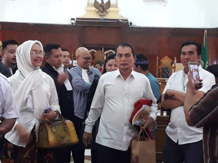 besok_penentuan_eksepsi_kadinkes_sumut_dan_rekanan_ditolak_atau_diterima