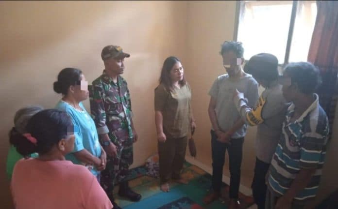 bhabinkamtibmas_polsek_palipi_laksanakan_pelayanan_terhadap_odgj