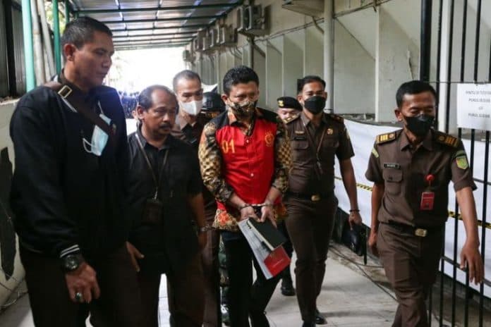 bharada_e_ternyata_diberi_peluru_tambahan_oleh_ferdy_sambo_sebelum_tembak_brigadir_j