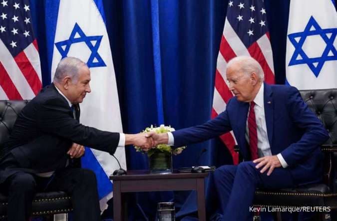 biden_minta_uang_miliaran_dolar_untuk_genosida_gaza_di_kongres_as_yang_berujung_ribut