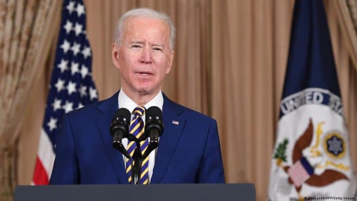 biden_peringatkan_putin_jangan_gunakan_senjata_nuklir