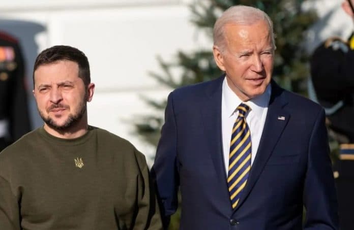 biden_tekankan_parlemen_setujui_bantuan_dana_bagi_ukraina
