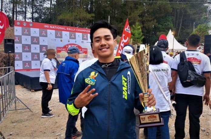 bintang_masuk_3_terbaik_di_danau_toba_rally_2023_lintasan_aek_nauli_sangat_menantang