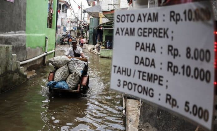 bmkg_minta_warga_waspadai_potensi_banjir_rob_semasa_bulan_baru