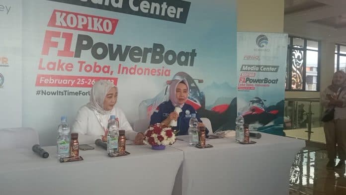bmkg_prediksi_final_powerboat_masih_terjadi_gelombang_dan_angin_tinggi_di_danau_toba