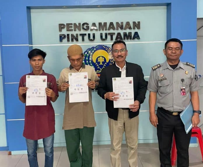 boasa_simanjuntak_terpidana_kasus_pelanggaran_uu_ite_bebas_bersyarat