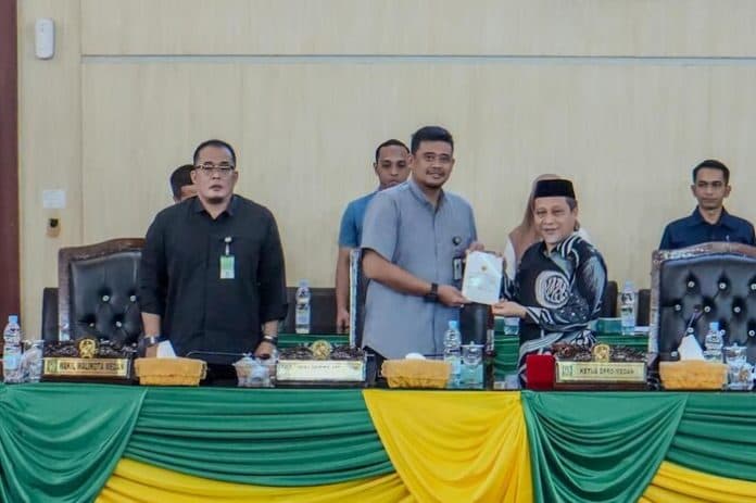 bobby_nasution_apresiasi_perubahan_perda_pengelolaan_persampahan_kota_medan