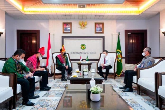 bobby_nasution_harap_masyarakat_gunakan_qris_dalam_bertransaksi_digital