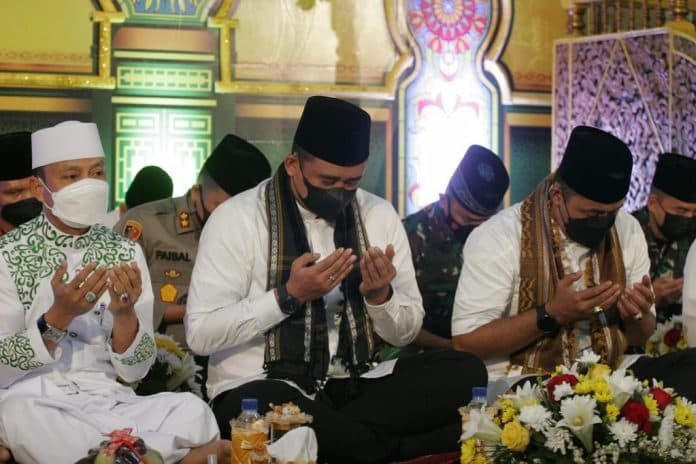 bobby_nasution_harap_peringatan_isra_miraj_perkuat_landasan_pejabat_di_medan_jalankan_amanah
