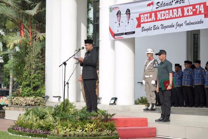 bobby_nasution_pimpin_upacara_peringatan_hari_bela_negara