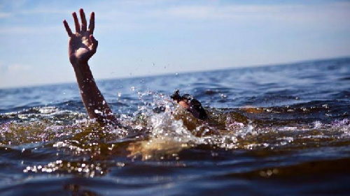 bocah_10_tahun_asal_kabanjahe_terpeleset_dan_hanyut_di_sungai_deli