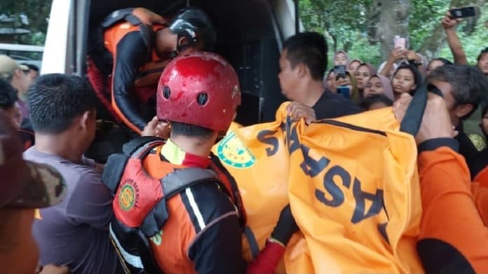 bocah_6_tahun_yang_hanyut_di_sungai_batang_pane_paluta_ditemukan_meninggal_dunia