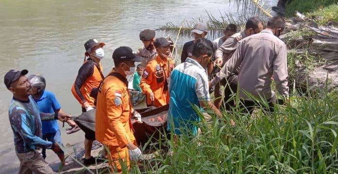 bocah_hanyut_di_sungai_bingai_binjai_ditemukan_meninggal_dunia
