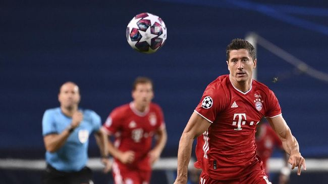 bomber_bayern_munchen_robert_lewandowski_cetak_rekor_baru
