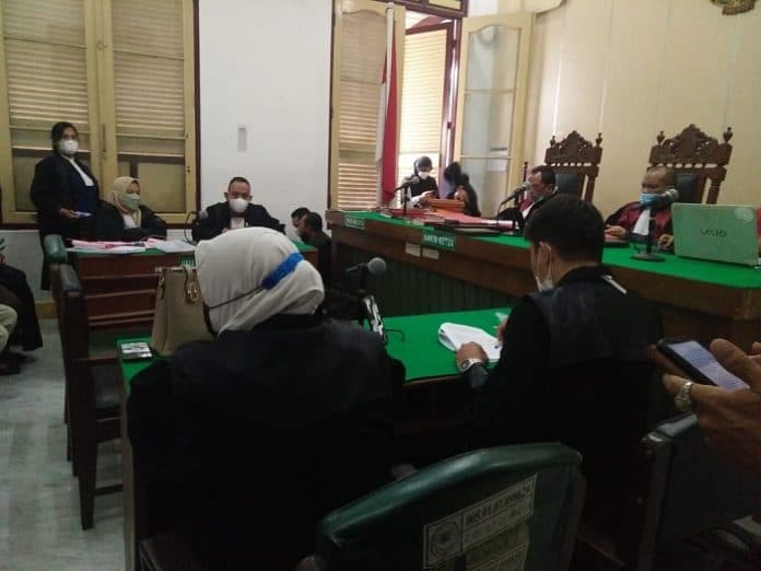 bos_judi_online_dituntut_1_tahun_3_bulan_penjara