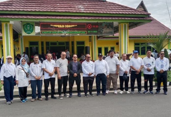 bpjs_ketenagakerjaan_padangsidimpuan_bayarkan_klaim_jht_rp_6663_miliar