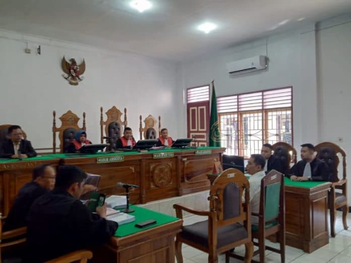breaking_news_mantan_kadinkes_sumut_dituntut_20_tahun_penjara