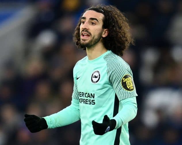 brighton_tolak_tawaran_pertama_city_untuk_cucurella