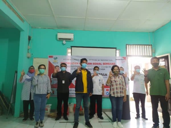 brsodh_medan_salurkan_1175_paket_sembako_bagi_odha