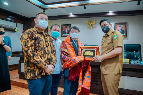 buka_cabang_di_medan_y_mart_korea_selatan_diharapkan_bisa_jual_produk_umkm