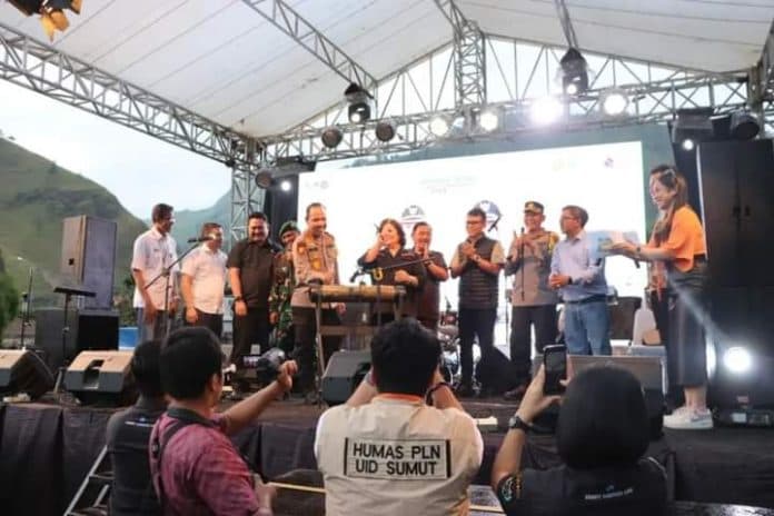 buka_kegiatan_side_event_aquabike_forkopimda_karo_gelar_karo_music_camp_ke_3