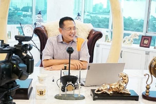buku_luhut_binsar_pandjaitan_di_mata_kita_kita_ini_penilaian_ketua_mpr_ri