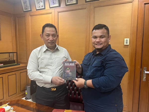 buku_tentang_kepemimpinan_jenderal_listyo_sigit_prabowo_segera_launching