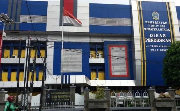 buntut_kabar_pemeriksaan_kadis_cctv_kantor_disdik_sumut_dikabarkan_digeledah_kpk