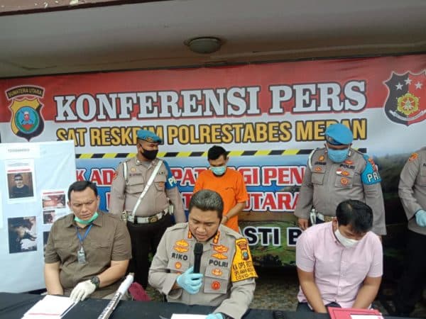 buntut_kasus_penyiksaan_kuli_bangunan_kapolsek_percut_sei_tuan_bersama_5_anggotanya_diperiksa