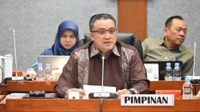 buntut_polemik_ukt_komisi_x_dpr_panggil_nadiem_pekan_depan